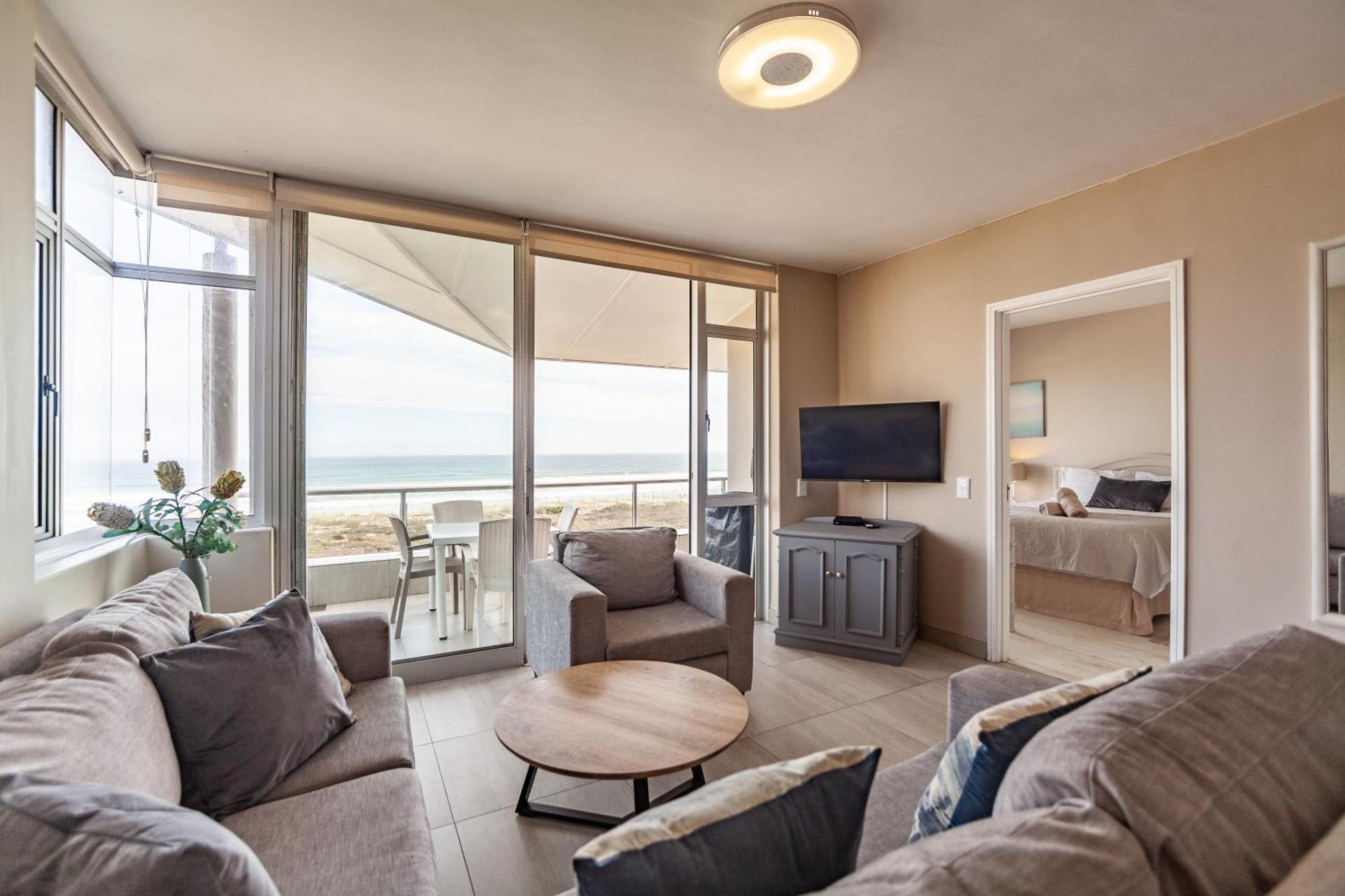 Luxury Private Beachfront 2 Bedroom Dolphin Apartment, Blouberg, Cape Town Exterior photo